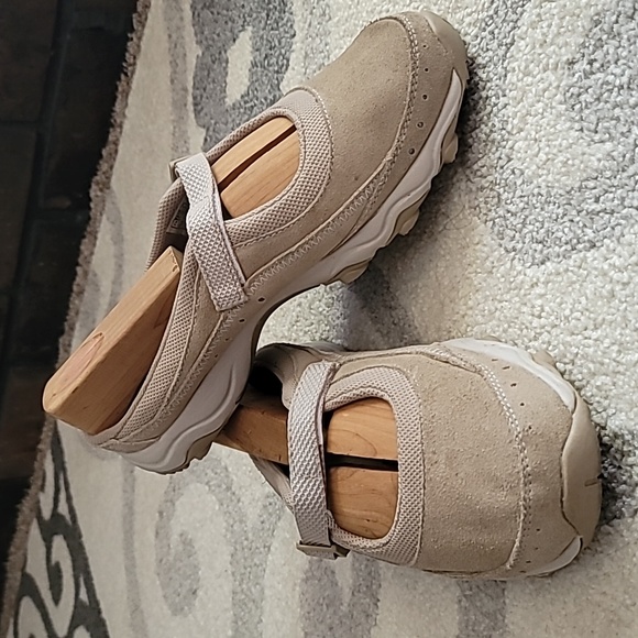 Ryka Shoes - Ryka mule sneaker slipon 9 womens light tan suede textile adjustable comfy